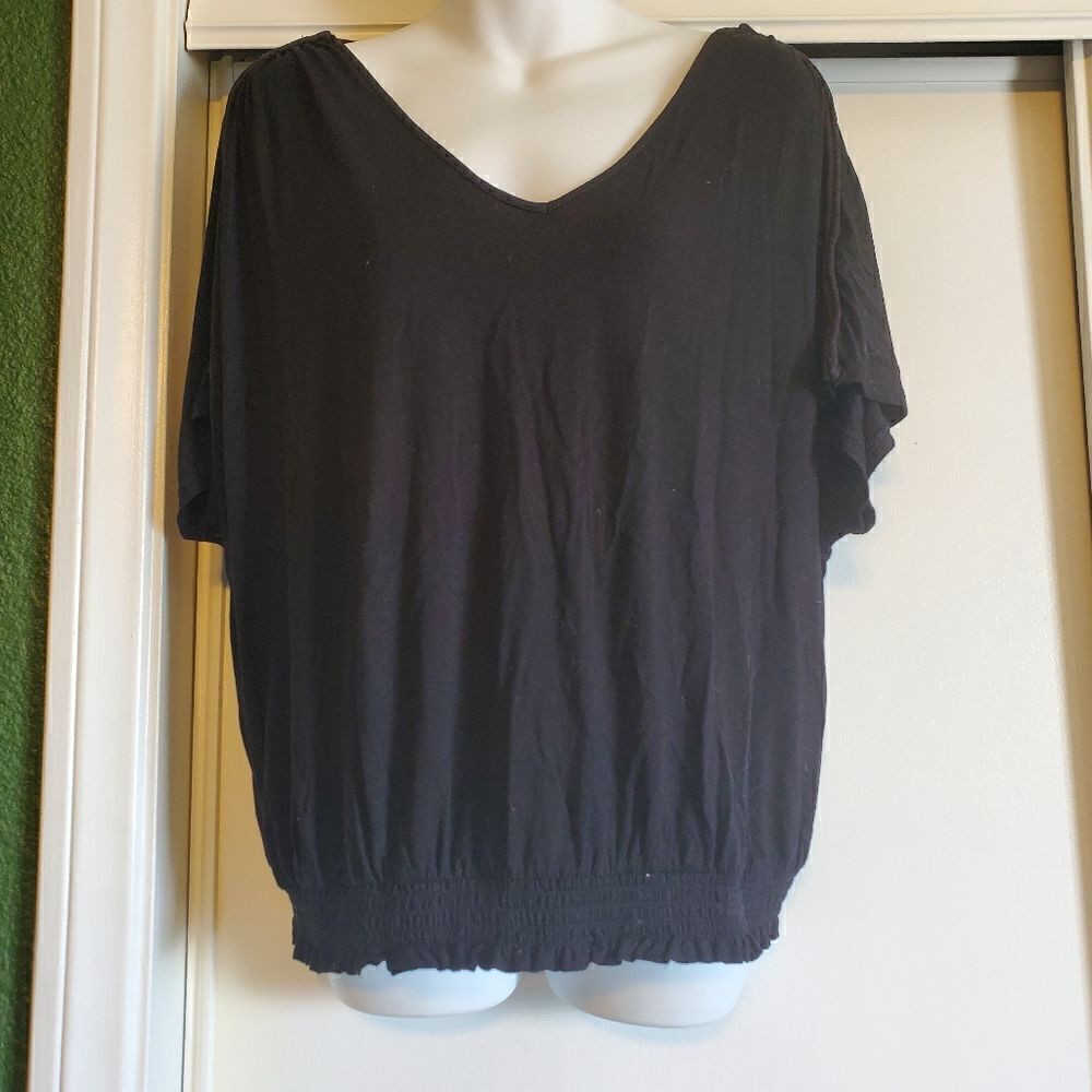 Jessica Simpson black top